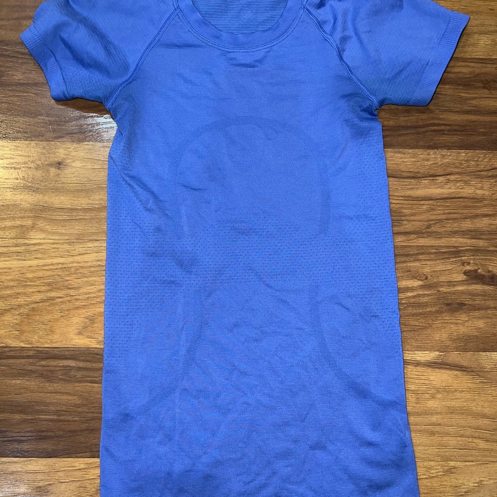 Lululemon Blue Short Sleeve Shirt